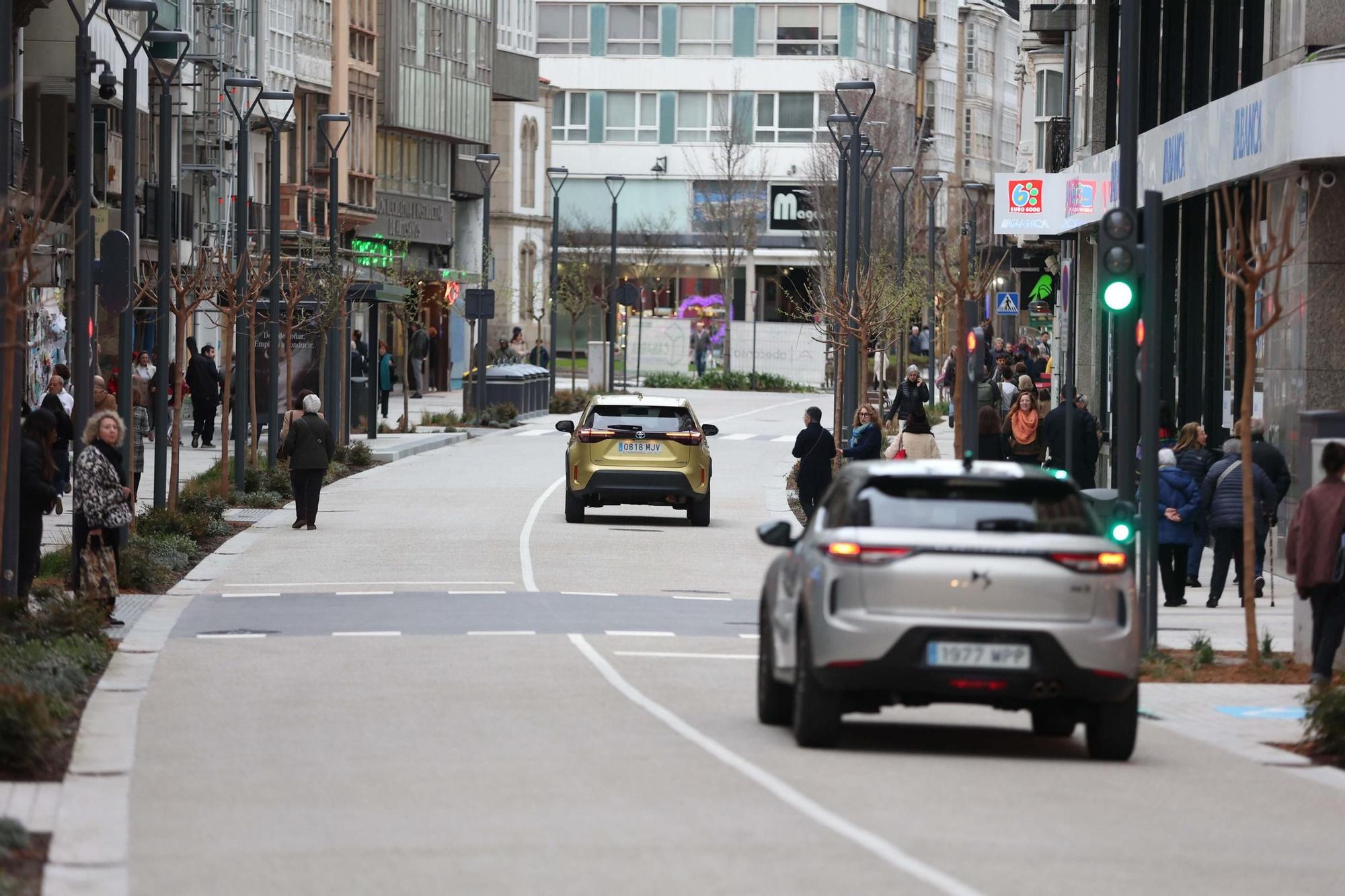 La calle San Andrés reabre al tráfico