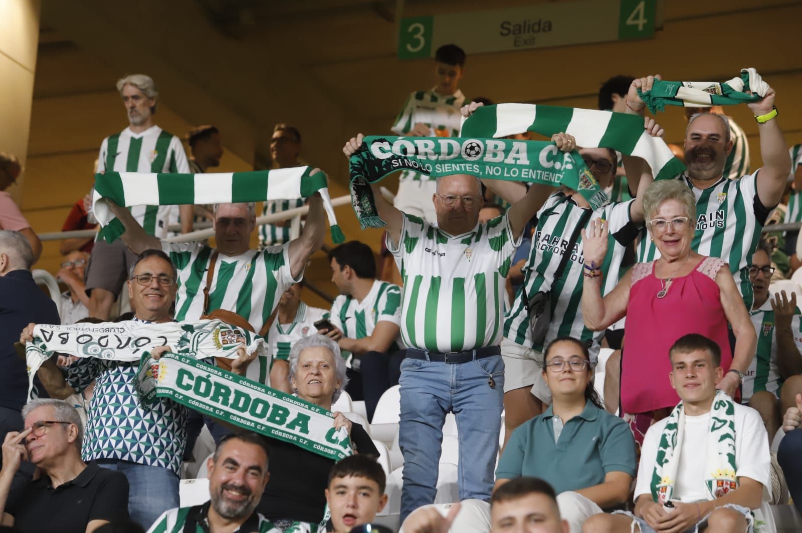 Córdoba CF-Racing de Santander | Las imágenes de la afición en El Arcángel