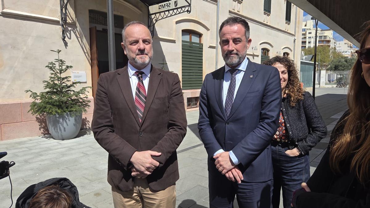 El conseller Mateos y el concejal Deudero anunciaron esta prolongación
