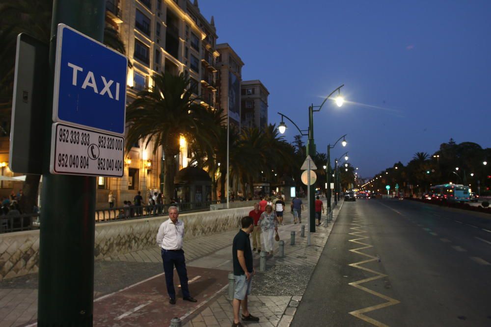 Los taxistas de Málaga se movilizan en apoyo a la huelga de Barcelona