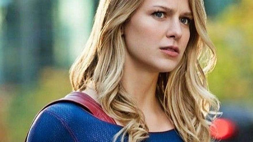 Benoist en el paper de «Supergirl».