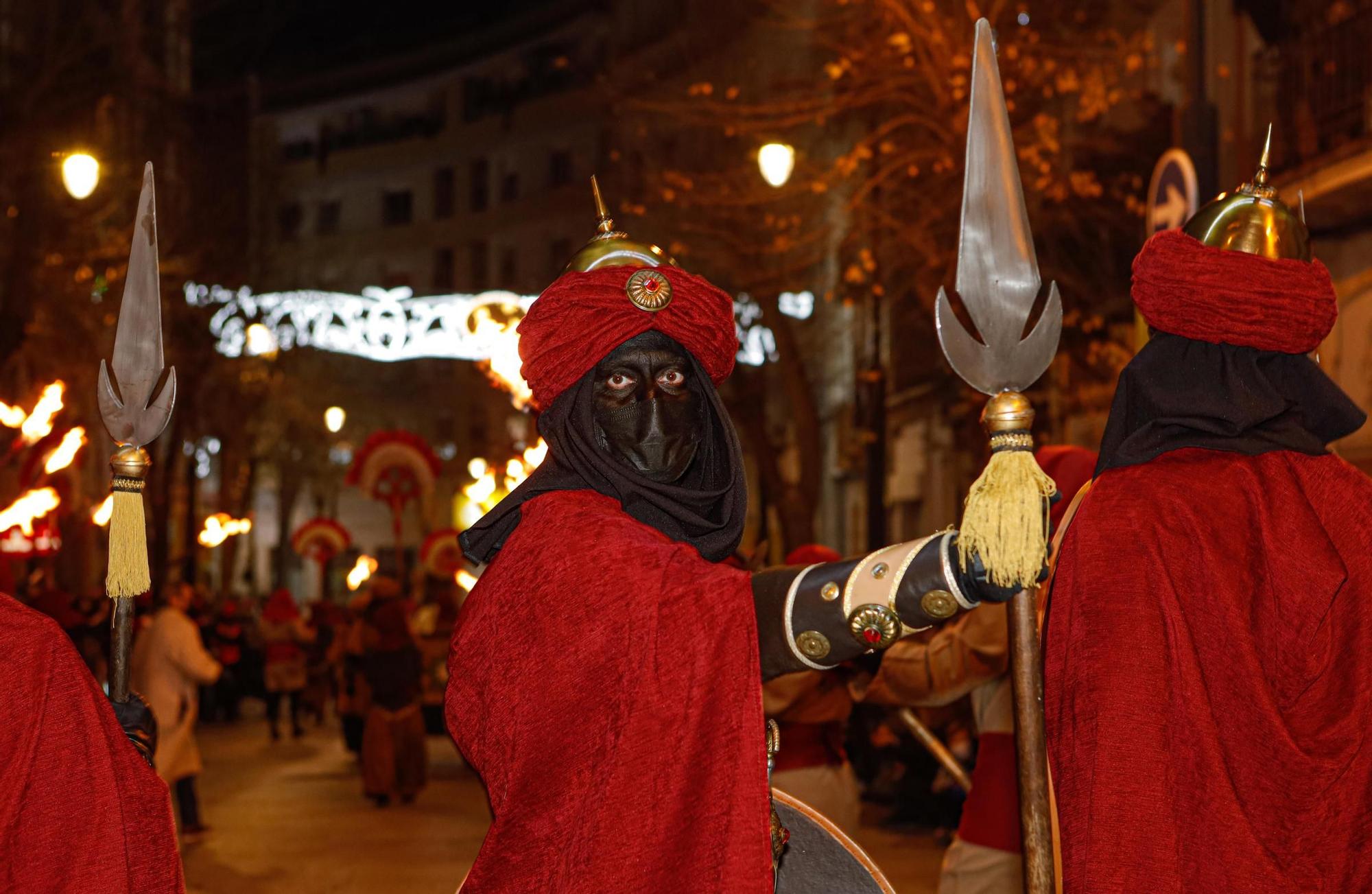 Sin abrazos  a los Reyes magos de Alcoy