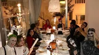 ¿Quién es el culpable? La misteriosa cena que prepara un restaurante de Ibiza para Halloween