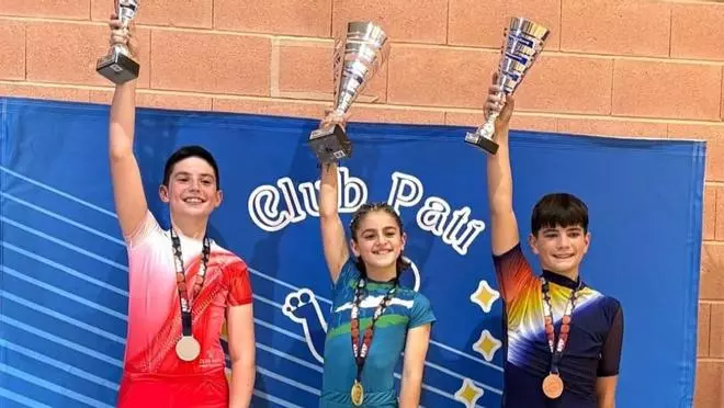 El alzireño Mateo Callejón se cuelga el bronce en el Nacional infantil de patinaje artístico
