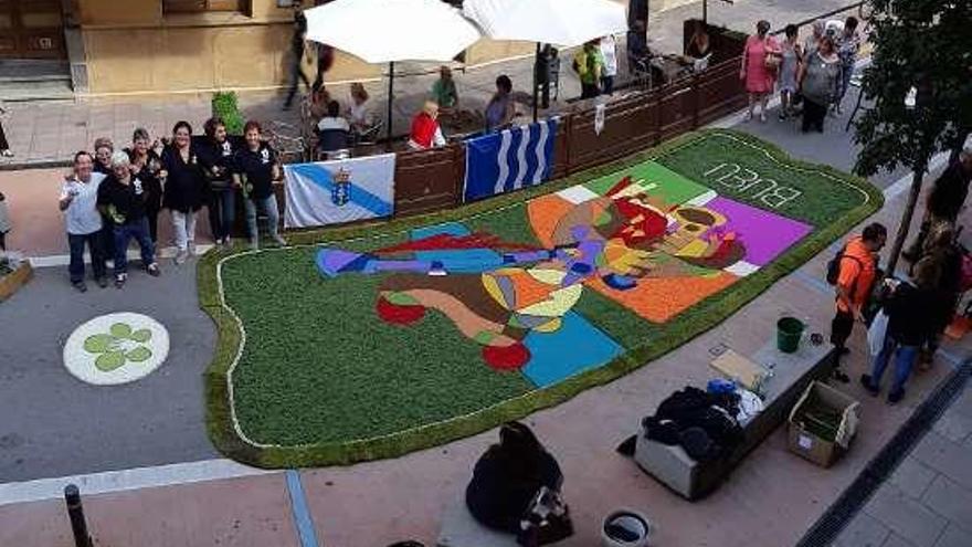 La alfombra buenense en el encuentro de Arbucies. // Faro