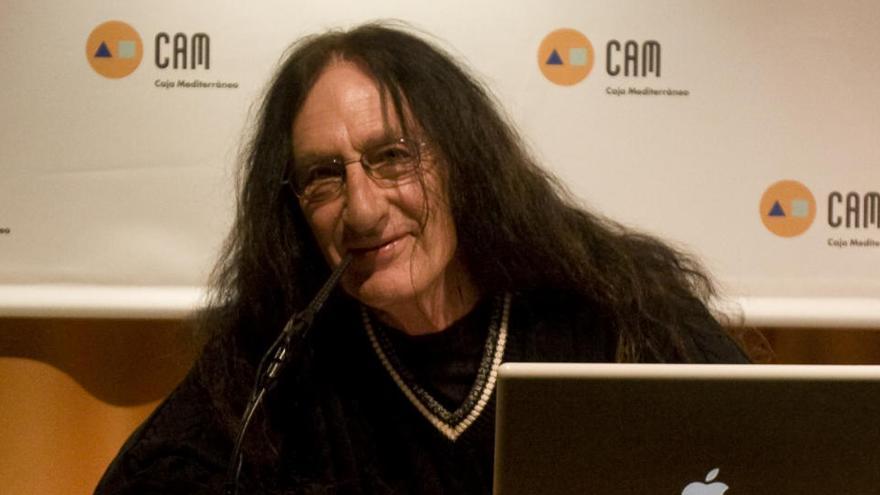 Muere en Alicante Ken Hensley, histórico teclista de la banda de rock Uriah Heep