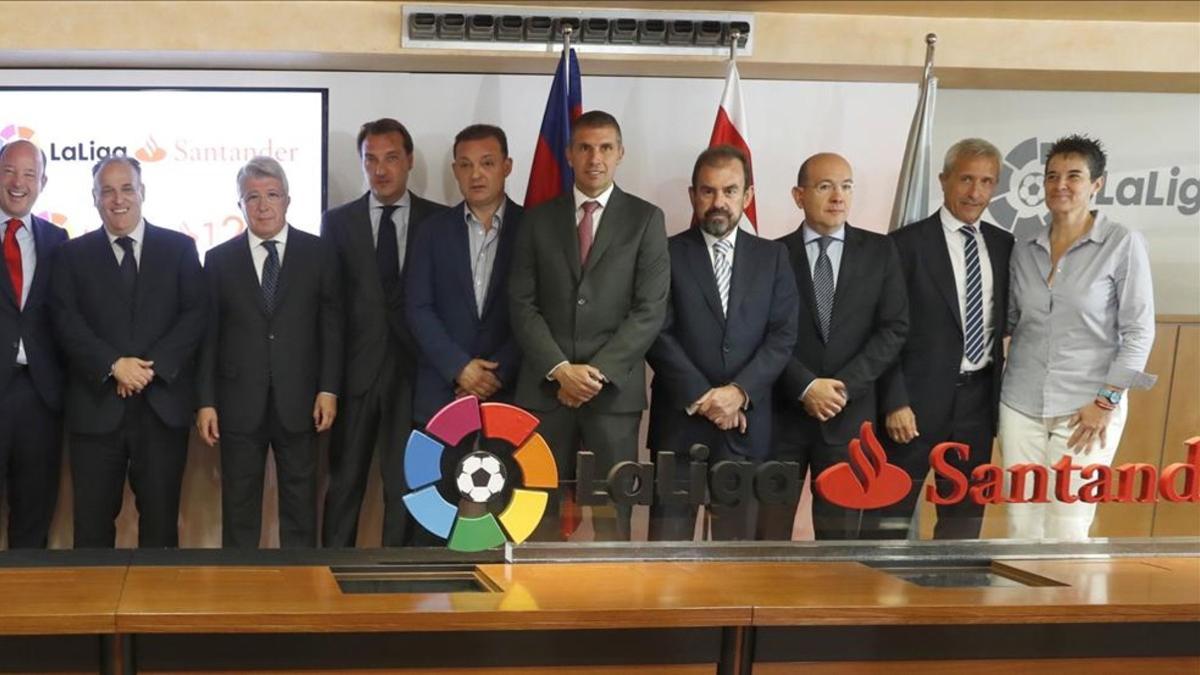 El organismo que preside Tebas recomienda a los clubs no acudir a las próximas reuniones de la RFEF