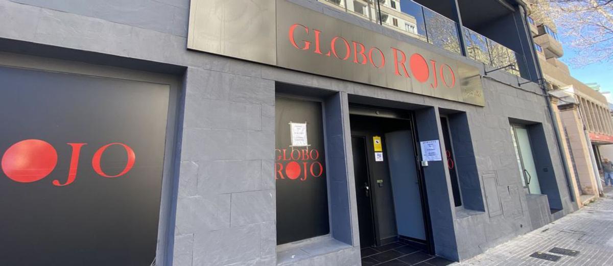 Das Edelbordell Globo Rojo soll am 18. März, in Schwarz gestrichen, wiedereröffnet haben. |