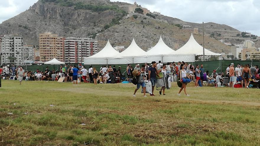 Llegan a Cullera los primeros asistentes al 'Medusa Sunbeach Festival'