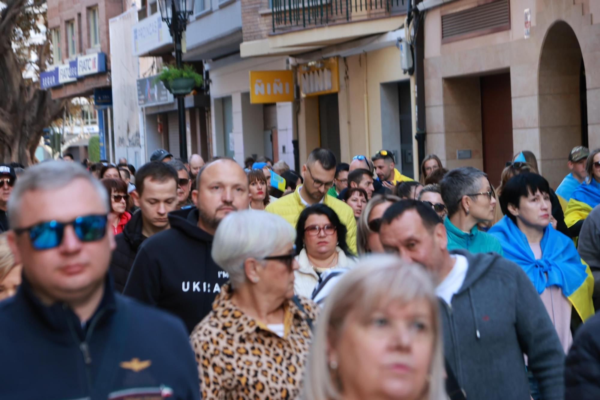 Cientos de castellonenses se manifestan por la paz en Ucrania