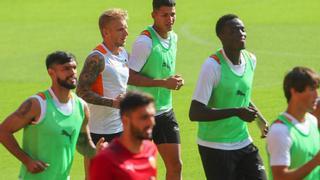 Marcos André entrena en Mestalla a la espera de Kang In