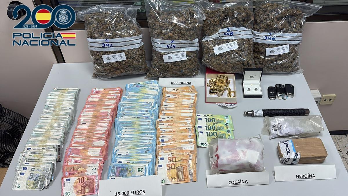 Dinero y drogas confiscados al clan de traficantes dirigido por una mujer desde Alzira.