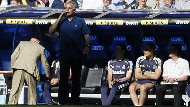 Mourinho, en el Bernabéu, en su último partido como entrenador del Madrid