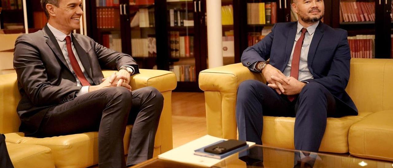 Pedro Sánchez y Gabriel Rufián.