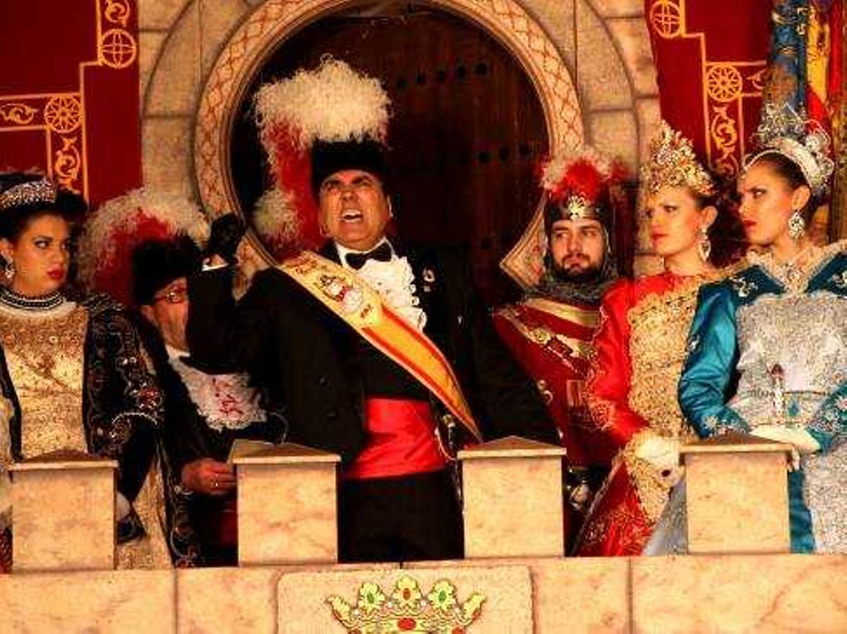 Antonio Richarte se estrenó como nuevo embajador.