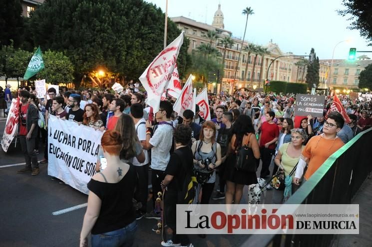 Manifestación contra la LOMCE en Murcia