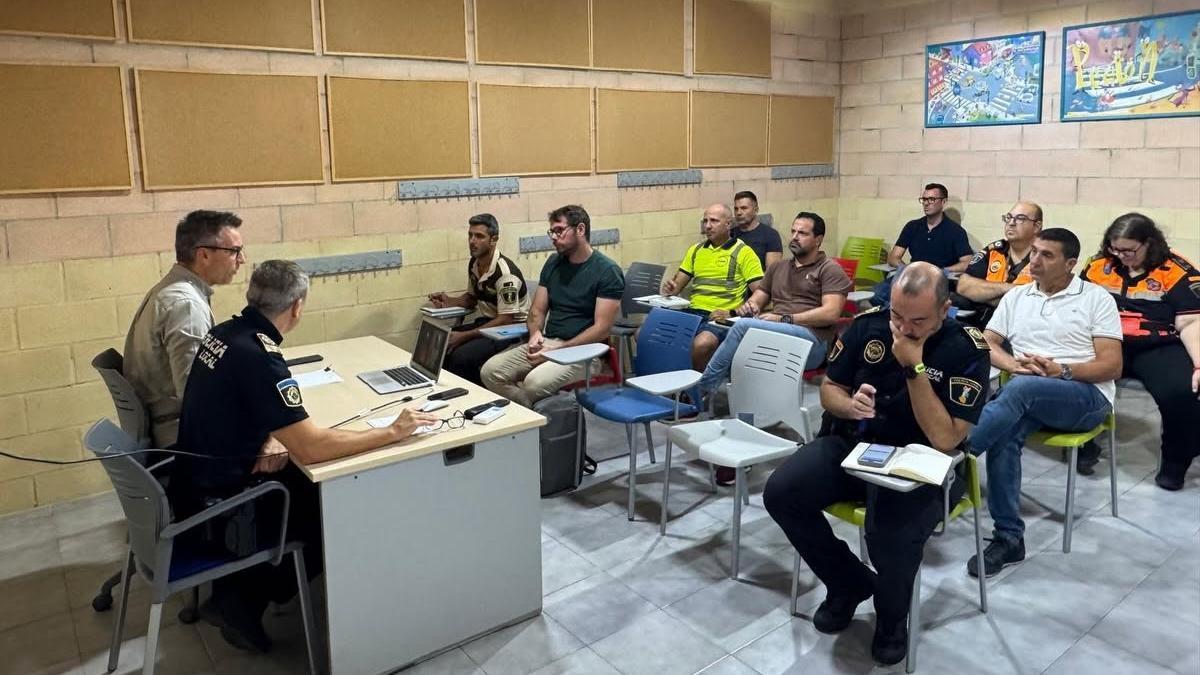 Un moment de la reunió del Cecopal de Sueca, este matí.