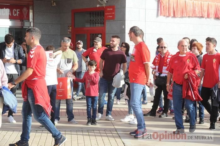 Tensión en la puerta de Nueva Condomina