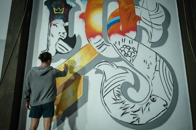 Proceso de elaboración del mural del periódico El Día/La Opinión de Tenerife por el Día de Canarias