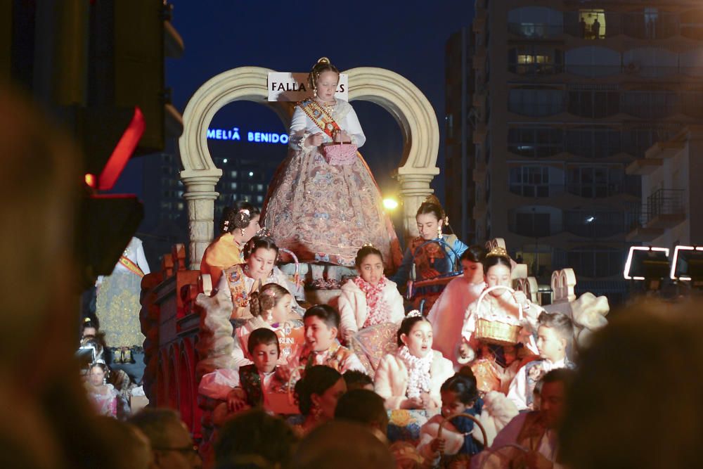 San José despide por todo lo alto las Fallas de 2016 en Benidorm