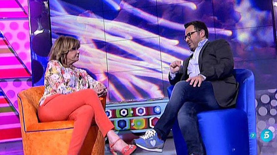 Mila Ximénez charla con Jorge Javier.