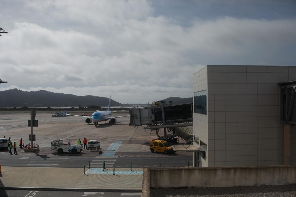 Imagen de la zona aire del aeropuerto de Ibiza.