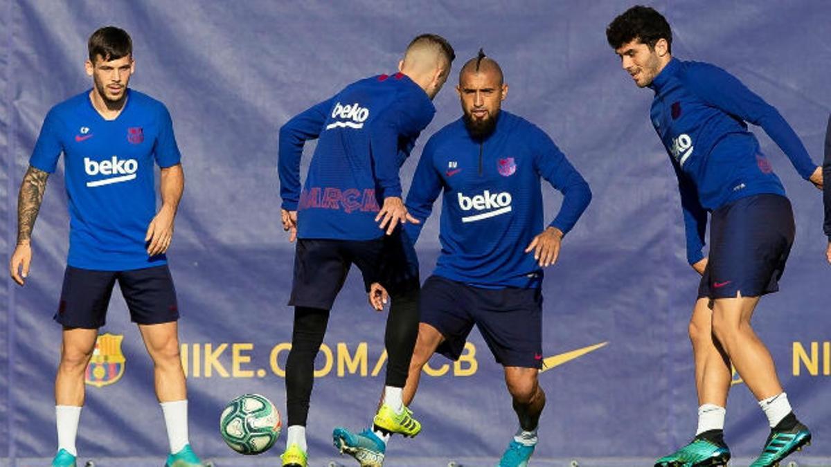 El Barça entrenó antes de viajar rumbo a Eibar