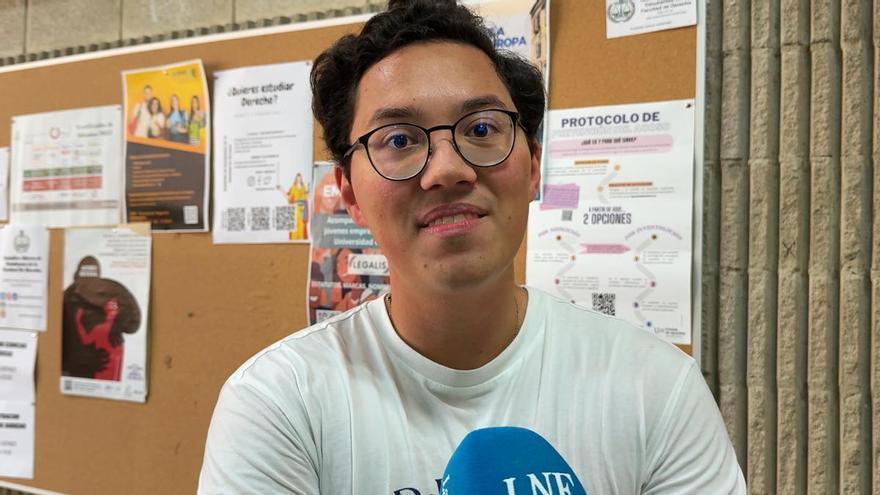 Giancarlo Bolledi, el venezolano que sueña con ser psiquiatra: "Venir a preparar el examen MIR a Oviedo fue la mejor decisión, ahora quiero quedarme en España"