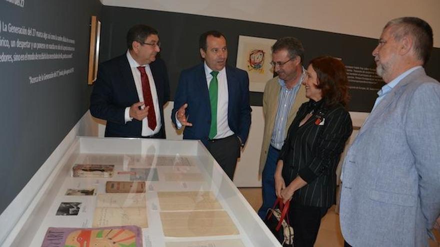 El delegado del Gobierno andaluz, José Luis Ruiz Espejo, en la presentación de la muestra.