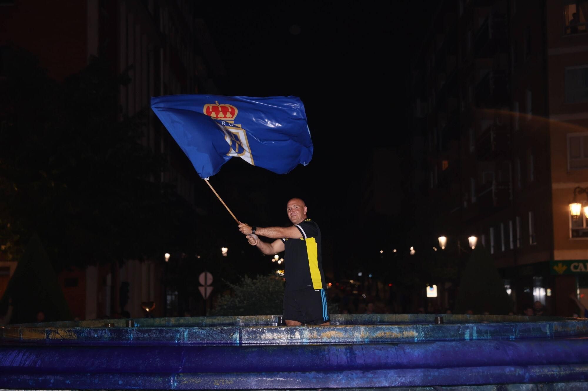 El ascenso del Oviedo llena las calles de la ciudad para celebrar su vuelta a Primera 24 años después