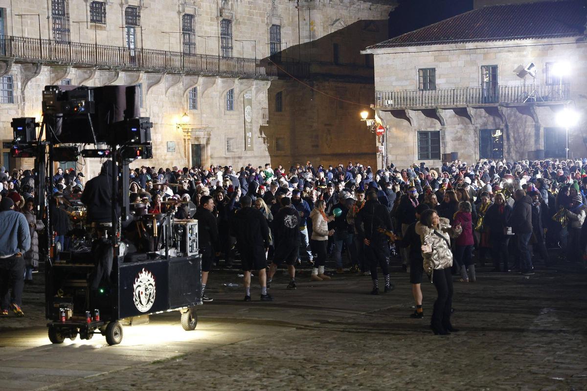 Santiago da la bienvenida al 2026 en el Obradoiro Santiago da la bienvenida al 2026 en el Obradoiro