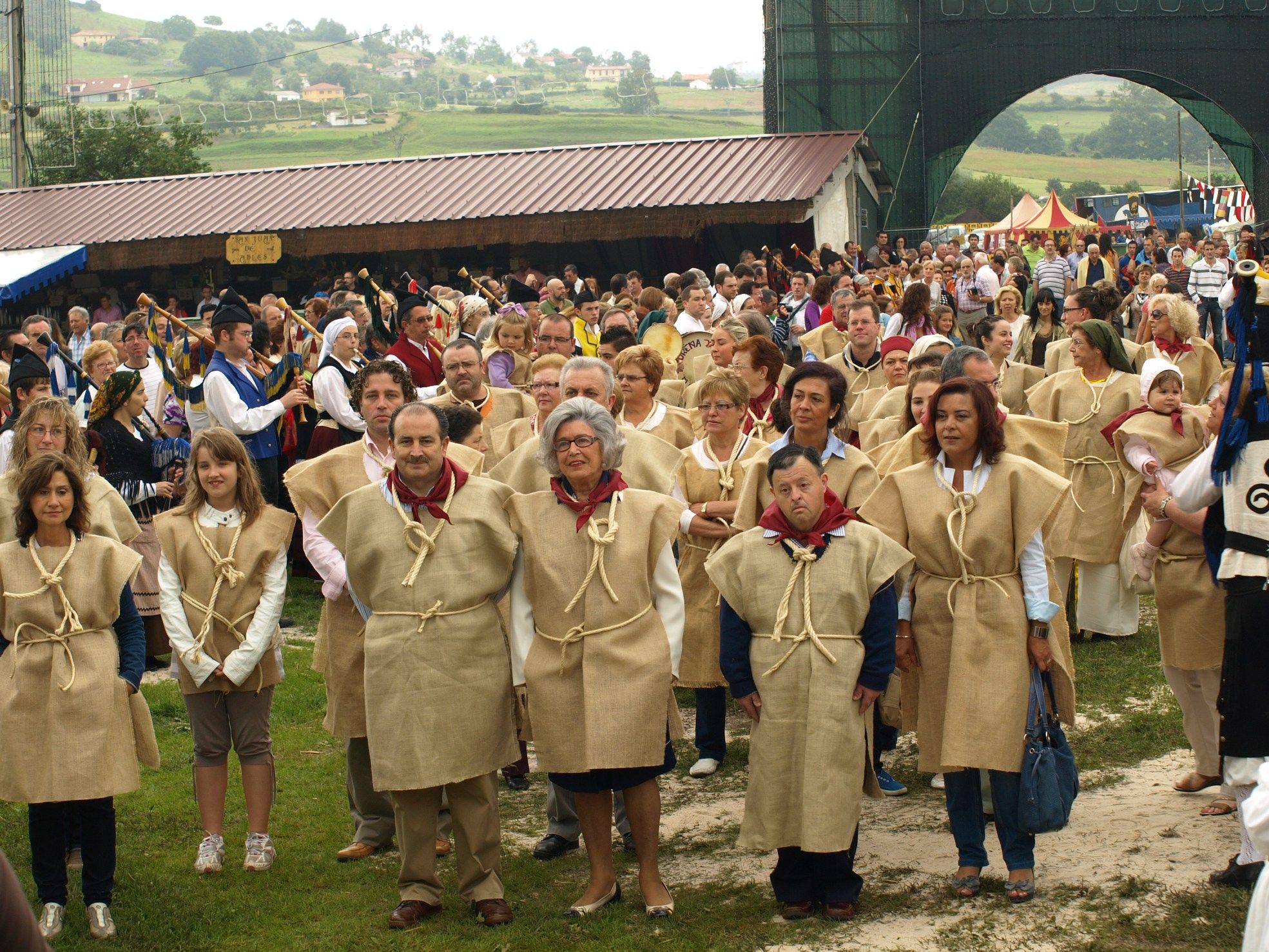 Exconxuraos, historia en imágenes de la fiesta con la que Llanera regresa al medievo