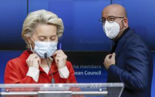 Von der Leyen invita al mundo a seguir a la UE y desprenderse del CO2
