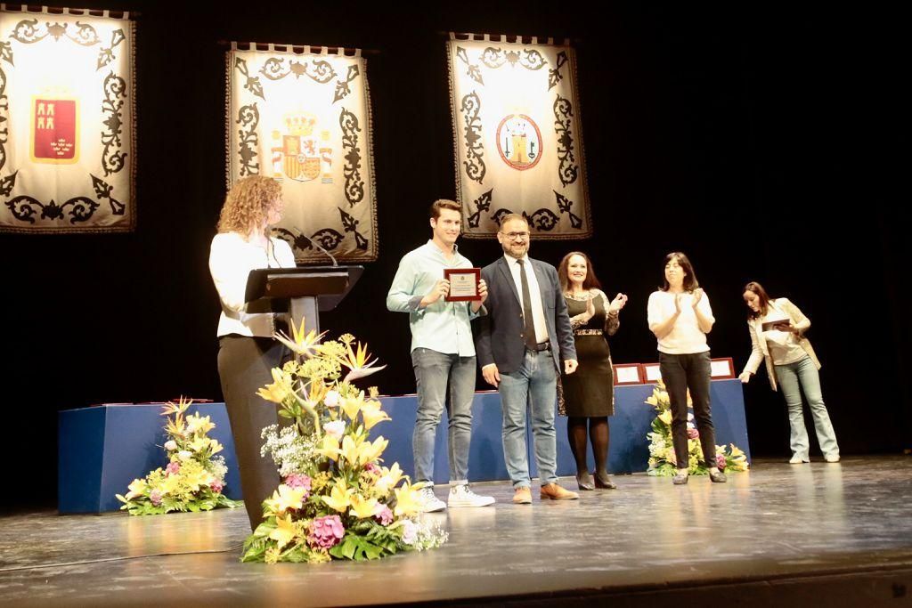 Entrega de distinciones al alumnado en Lorca