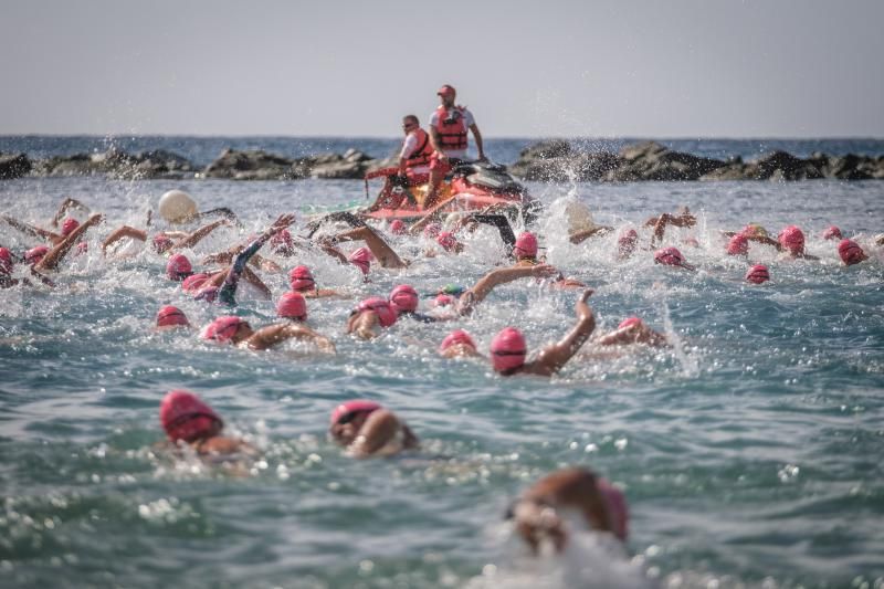IX Travesía a nado solidaria