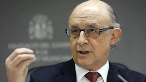 El jutge reconstrueix com Montoro va manipular des d’Hisenda dos impostos per a firmes gasístiques: «Com sempre, la via directa és pagar»