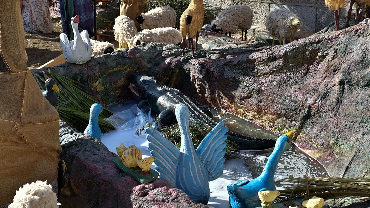 Detalles artesanales: figuras, animales y escenas costumbristas que dan vida al recorrido del Belén Monumental.