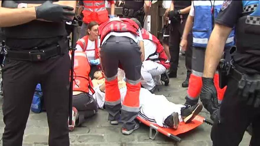 Un corneado en el penúltimo encierro de San Fermín