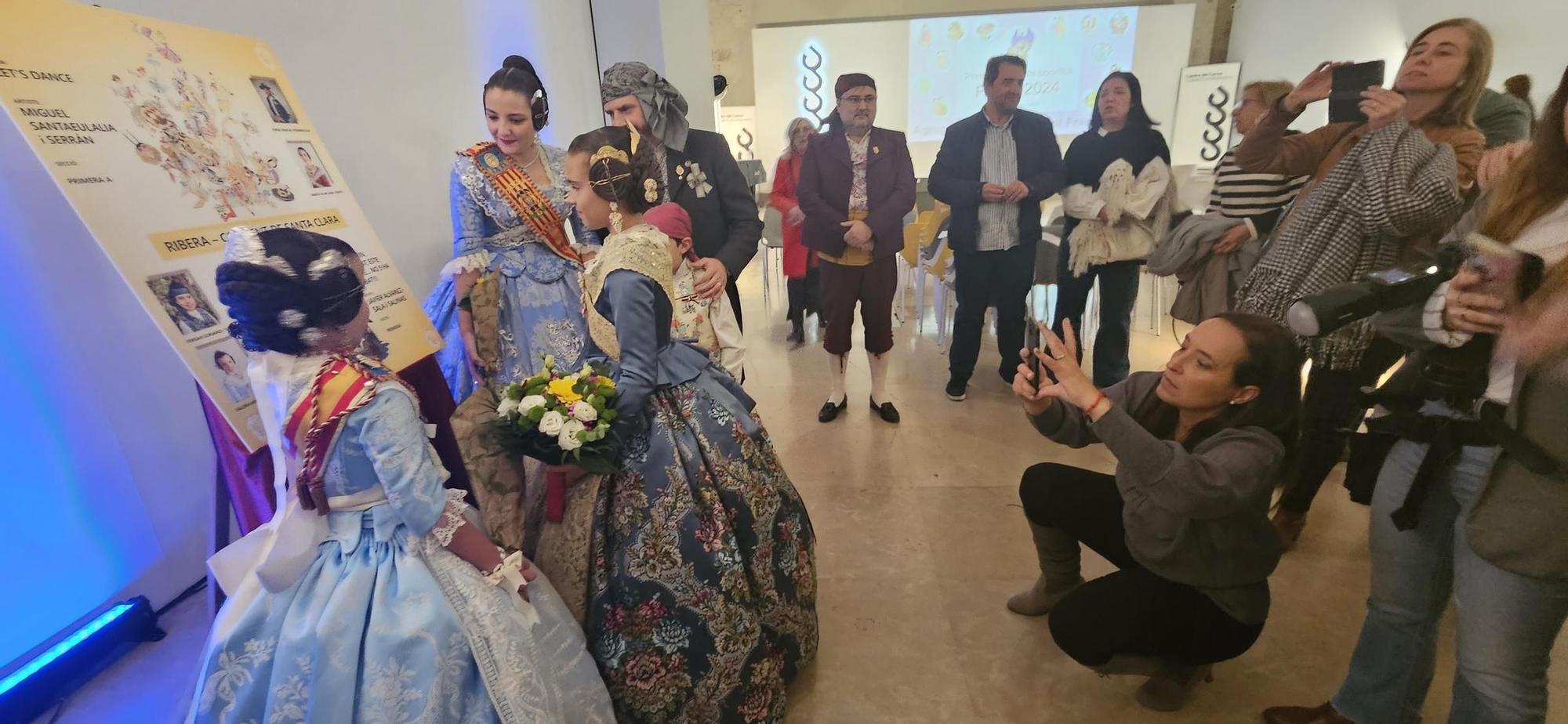 La fiesta de las fallas del Pilar-Sant Francesc con Marina y la corte infantil