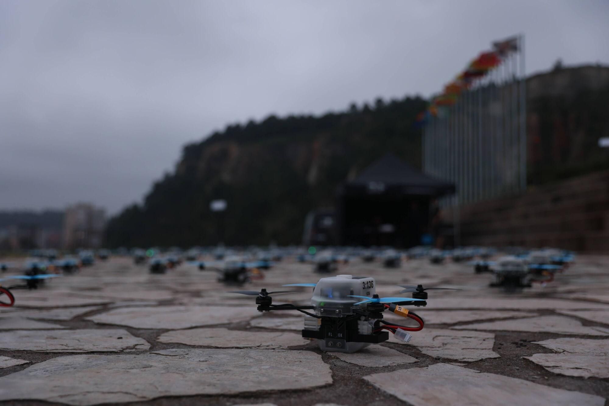 En imágenes: Así fue el show de drones sobre Salinas