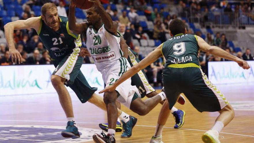 Derrota del Unicaja ante el Zalgiris