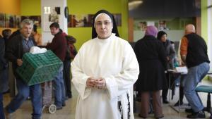 Sor Lucía Caram ha mostrado su apoyo a Rakosnik y Rahola, sus amigas incondicionales, con las que ha construido en la Fundación Rosa Oriol un proyecto al servicio de los más pobres.