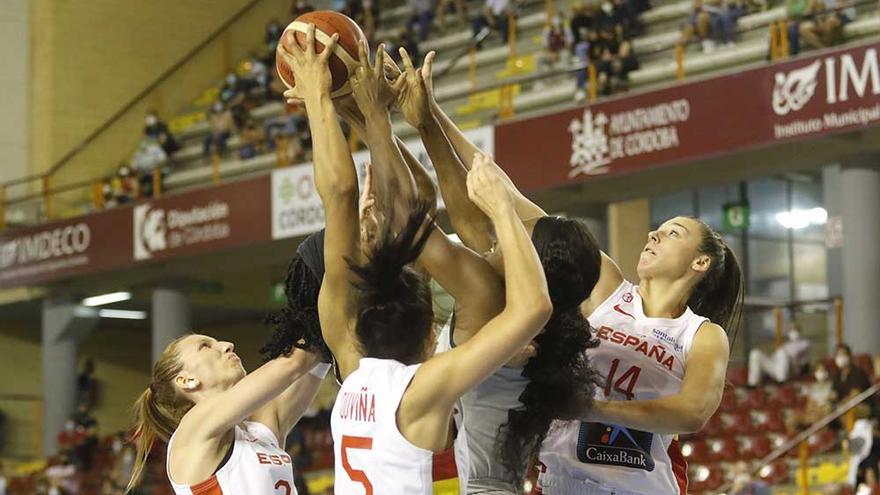 Torneo de selecciones de baloncesto femenino: España - Kenia