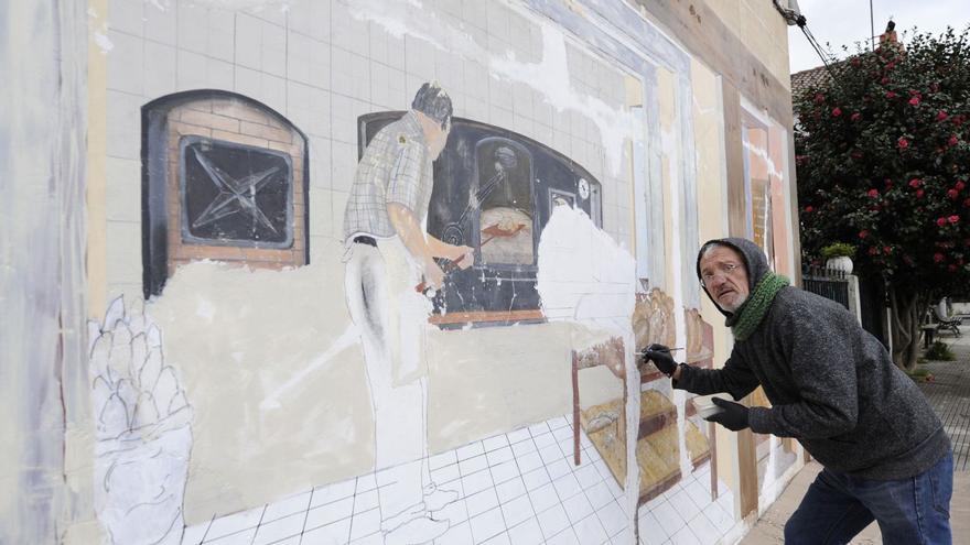 Comienza la restauración del mural de exaltación del pan en la plaza Benito Rivas