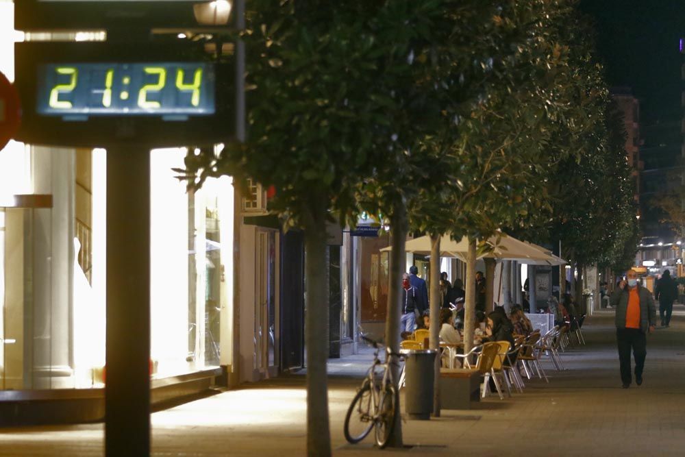 Viernes noche hasta las 10:30