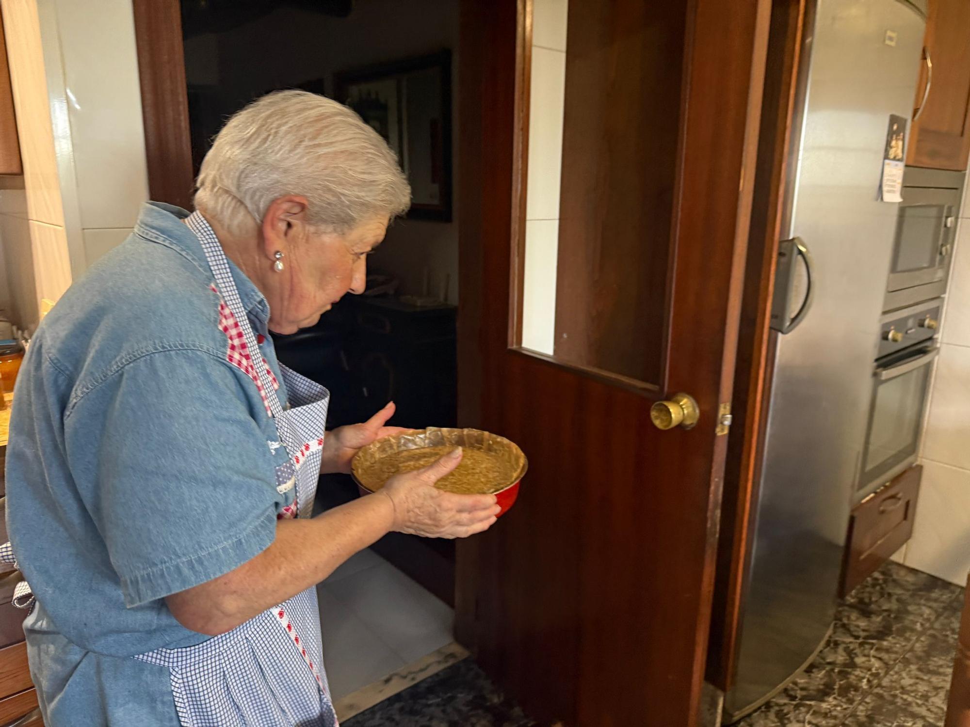En imágenes: Así hace Alicia Castiello su tarta arriera para la fiesta de Camoca