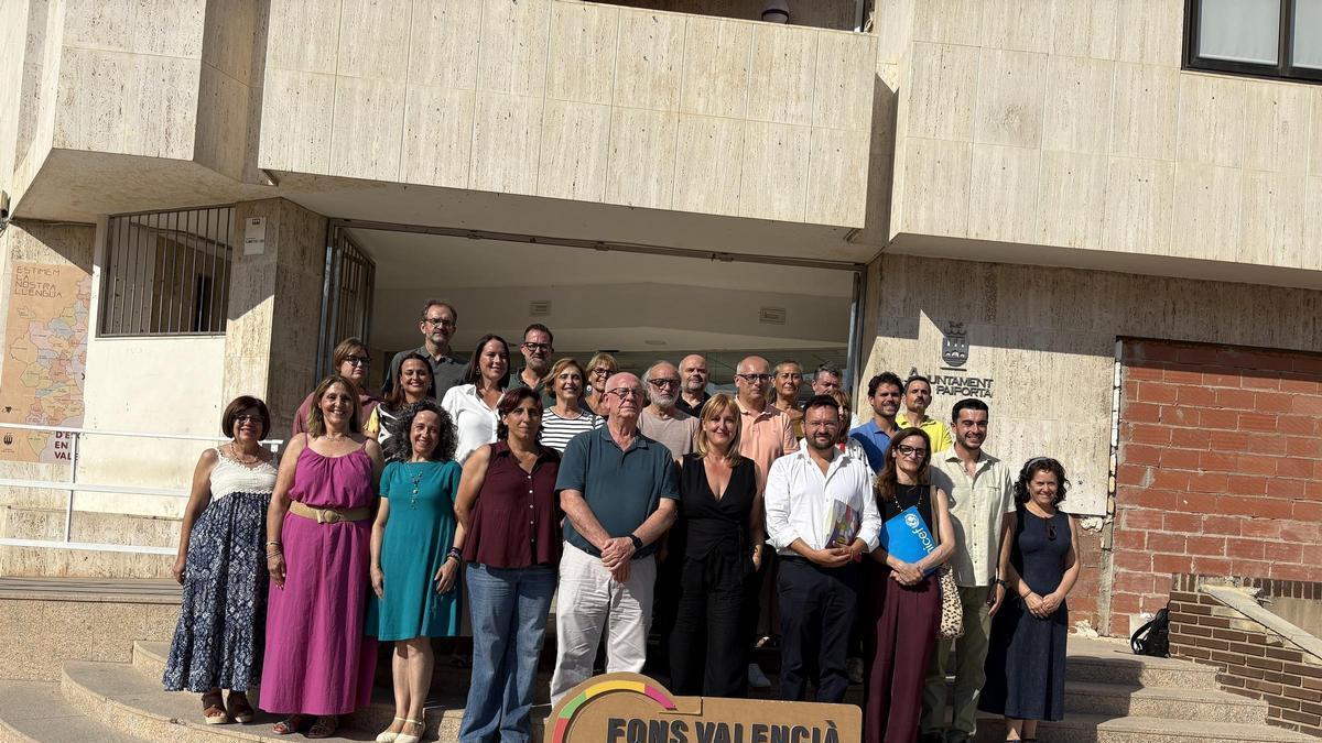 La firma de los convenios de los proyectos y sus presentaciones se han desarrollado en Paiporta.