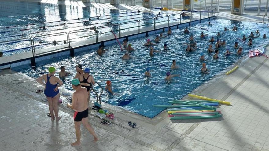 La piscina municipal de Lloret va ser inaugurada el 2014.