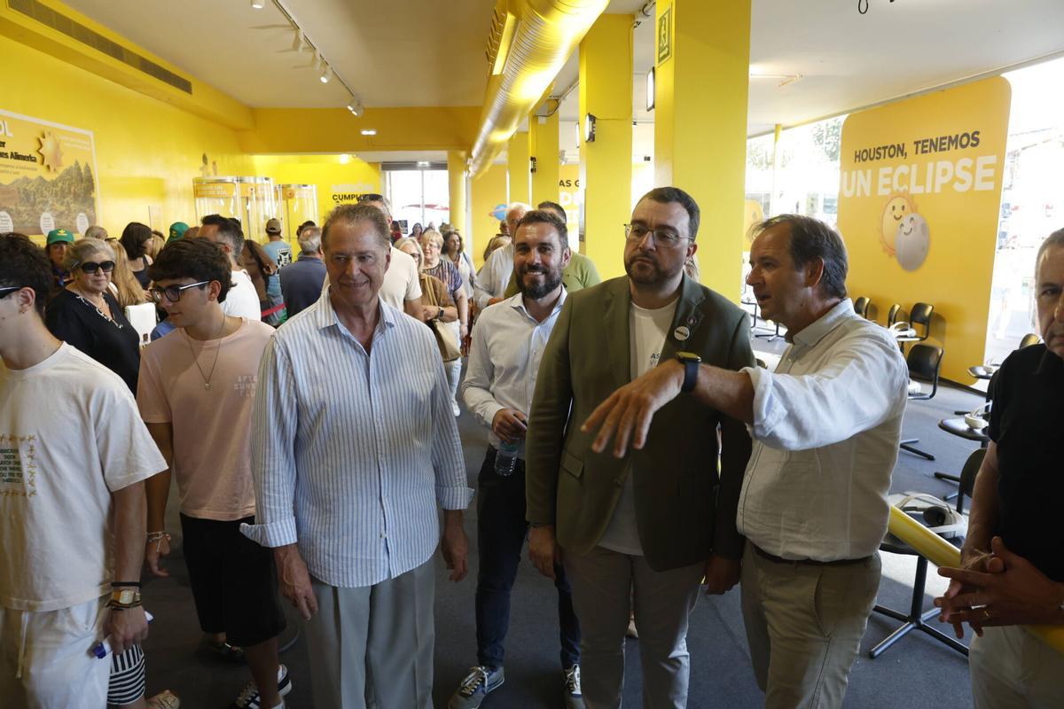 La visita de Adrián Barbón a la Feria de Muestras, en imágenes La visita de Adrián Barbón a la Feria de Muestras, en imágenes