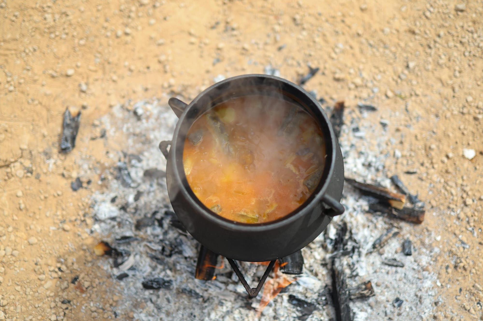 Catarroja recibe a cientos de personas en su tradicional concurso de allipebre